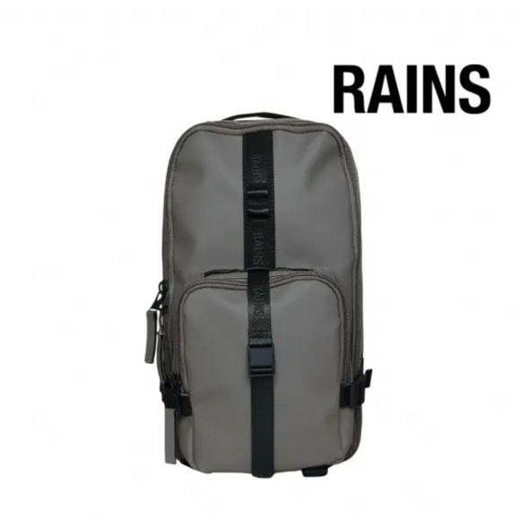 Rains Other - Trail Waterproof Rucksack In grey. A waterproof bag from Copenhagen's Rains